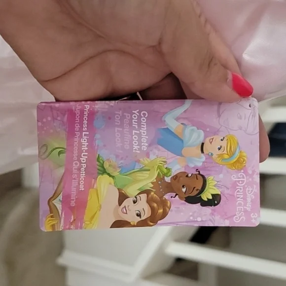 Disney princess light-up costume petticoat - Picture 8 of 8